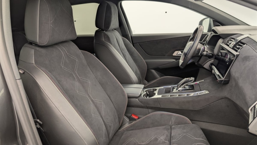 DS DS7 Hybride Rechargeable E-Tense 300 EAT8 4x4 Performance Line + - ref: 1-369543 - Photo 9