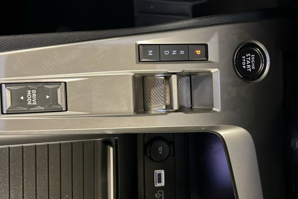 PEUGEOT 308 Hybrid 145 e-DCS6 Allure - ref: 1-369630 - Photo 16