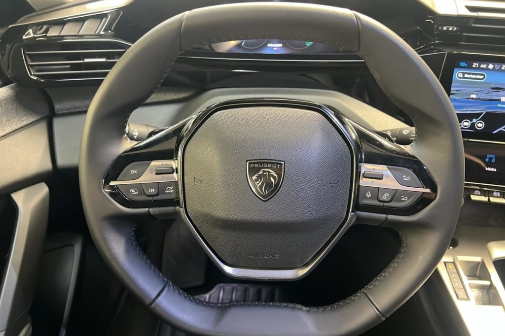 PEUGEOT 308 Hybrid 145 e-DCS6 Allure - ref: 1-369636 - Photo 14
