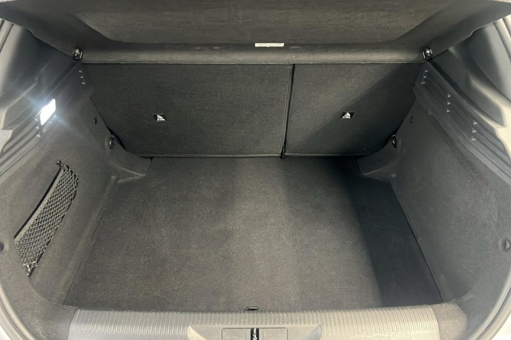 PEUGEOT 308 Hybrid 145 e-DCS6 Allure - ref: 1-369639 - Photo 11