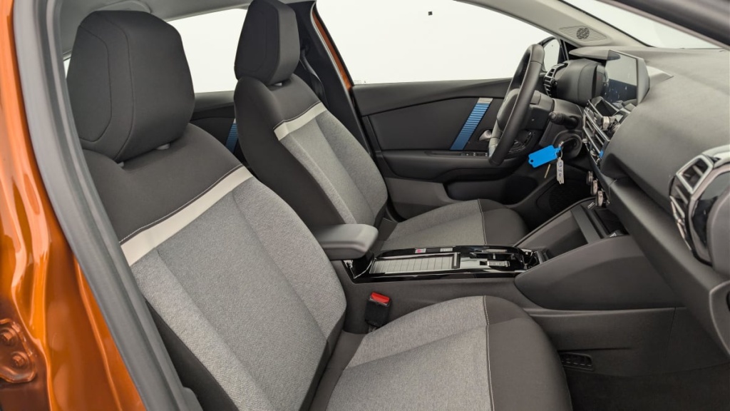 CITROEN E-C4 136 ch Automatique Feel - ref: 1-369646 - Photo 9