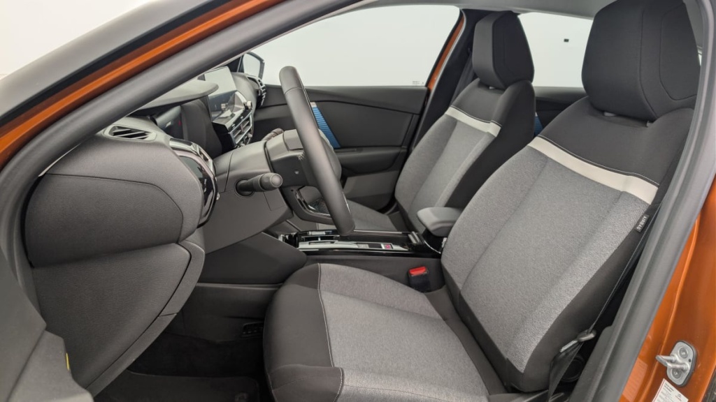 CITROEN E-C4 136 ch Automatique Feel - ref: 1-369648 - Photo 16