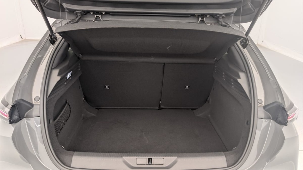 PEUGEOT 308 Hybrid 145 e-DCS6 Allure - ref: 1-369658 - Photo 11