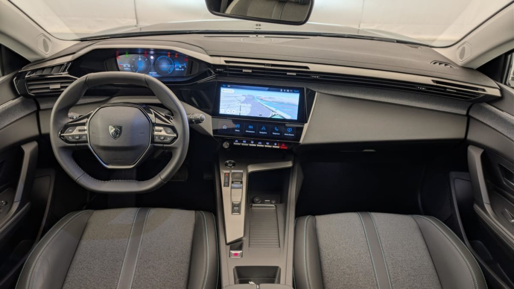 PEUGEOT 308 Hybrid 145 e-DCS6 Allure - ref: 1-369662 - Photo 13