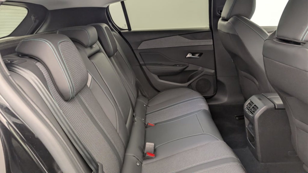 PEUGEOT 308 Hybrid 145 e-DCS6 Allure - ref: 1-369664 - Photo 10