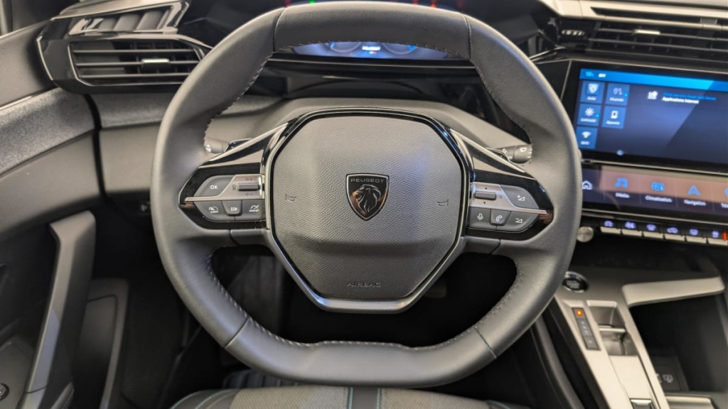 PEUGEOT 308 Hybrid 145 e-DCS6 Allure - ref: 1-369673 - Photo 14
