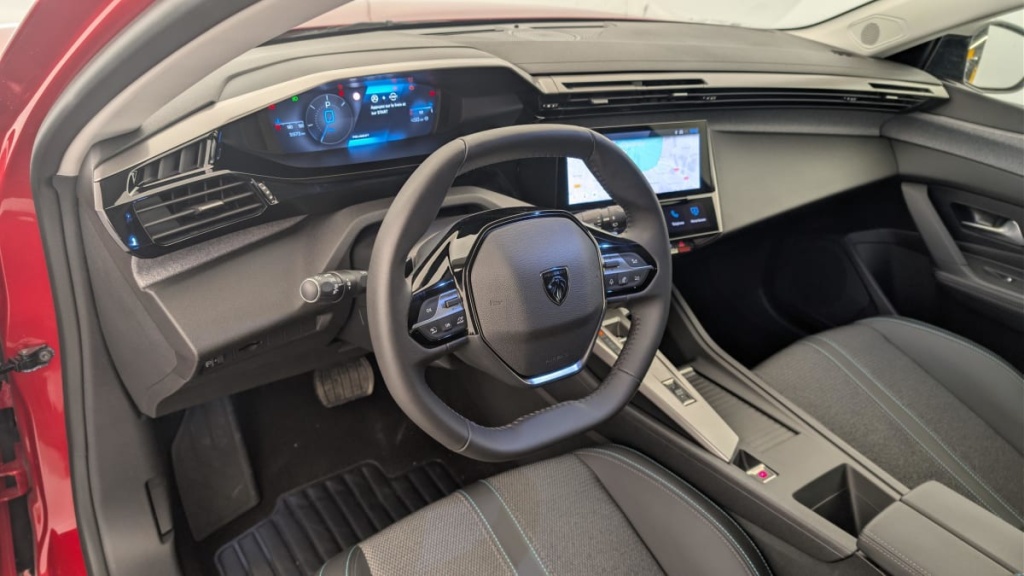 PEUGEOT 308 Hybrid 145 e-DCS6 Allure - ref: 1-369734 - Photo 15