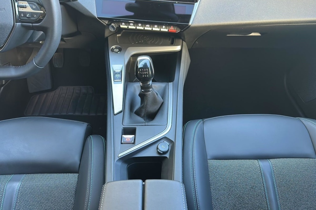 PEUGEOT 308 SW PureTech 130ch S S BVM6 Allure - ref: 1-369749 - Photo 17