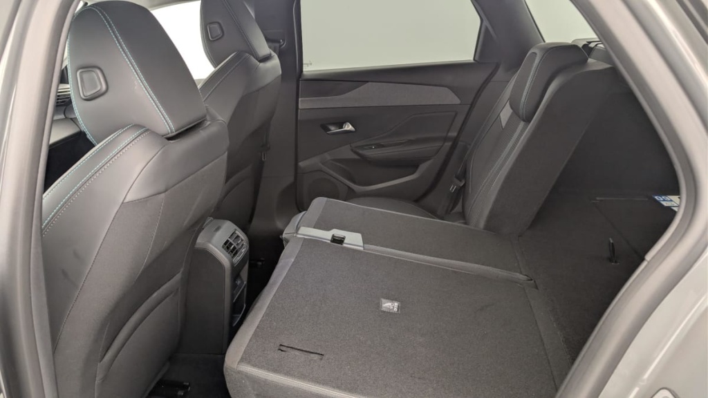 PEUGEOT 308 SW PureTech 130ch S S BVM6 Allure - ref: 1-369751 - Photo 12