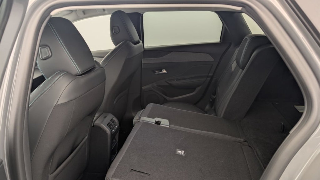 PEUGEOT 308 SW PureTech 130ch S S BVM6 Allure - ref: 1-369752 - Photo 12