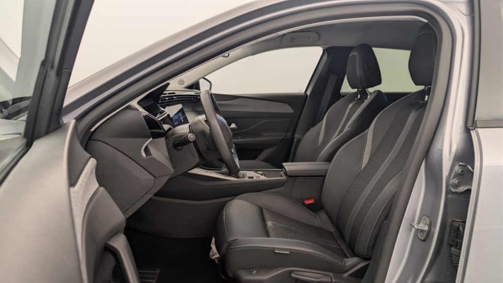 PEUGEOT 308 PureTech 130ch S S BVM6 Allure - ref: 1-369765 - Photo 16