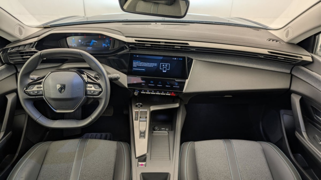 PEUGEOT 408 Hybrid 145 e-DCS6 Allure - ref: 1-369906 - Photo 13