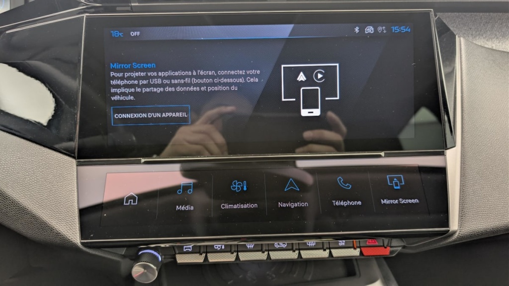 PEUGEOT 408 Hybrid 145 e-DCS6 Allure - ref: 1-369906 - Photo 19