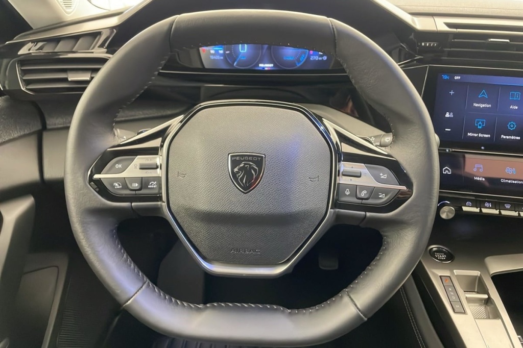 PEUGEOT 408 Hybrid 136 e-DCS6 Allure - ref: 1-369966 - Photo 14