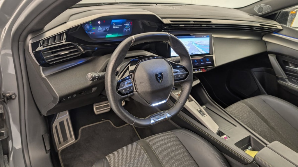 PEUGEOT 408 PHEV 225 e-EAT8 GT - ref: 1-369974 - Photo 15