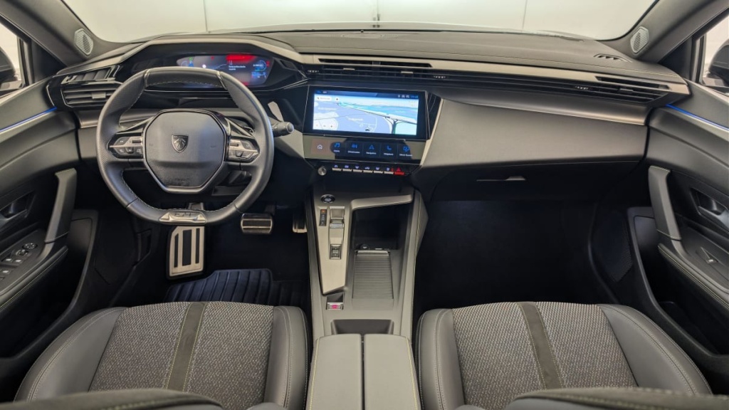 PEUGEOT 408 PHEV 225 e-EAT8 GT - ref: 1-369978 - Photo 13