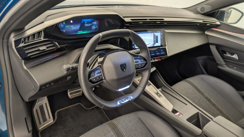 PEUGEOT 408 PHEV 225 e-EAT8 GT - ref: 1-369980 - Photo 15