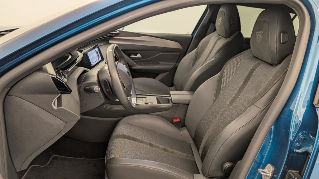 PEUGEOT 408 PHEV 225 e-EAT8 GT - ref: 1-369980 - Photo 16