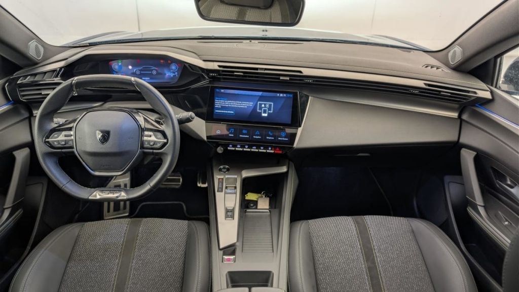 PEUGEOT 408 PHEV 225 e-EAT8 GT - ref: 1-369983 - Photo 13