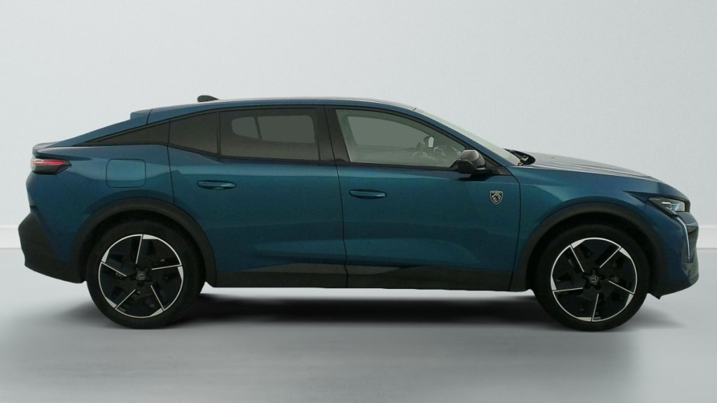 PEUGEOT 408 PHEV 225 e-EAT8 GT - ref: 1-369983 - Photo 8