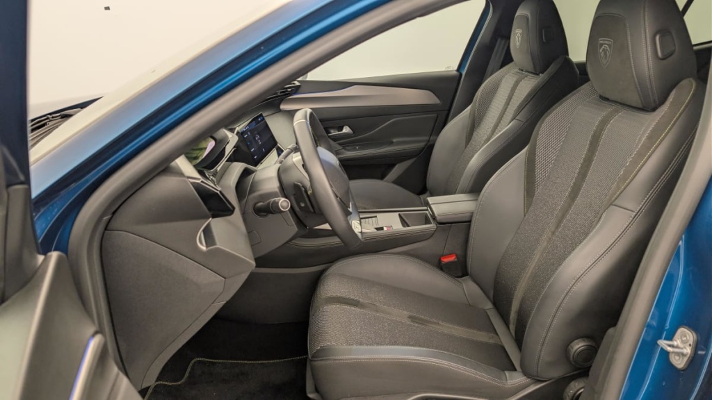 PEUGEOT 408 PHEV 225 e-EAT8 GT - ref: 1-369985 - Photo 16