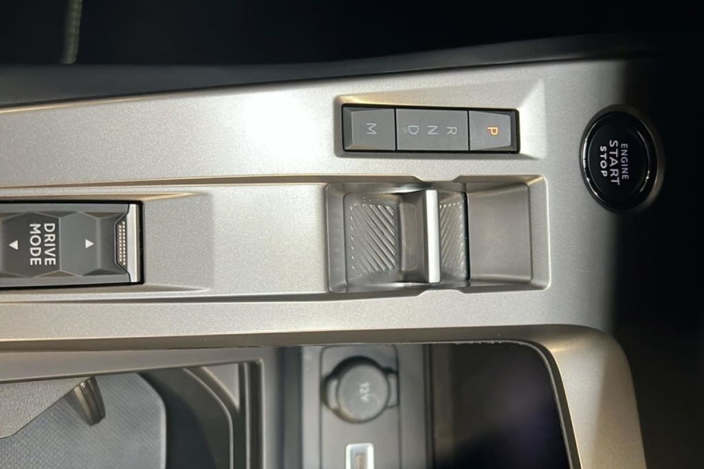 PEUGEOT 408 Hybrid 145 e-DCS6 GT - ref: 1-370025 - Photo 16