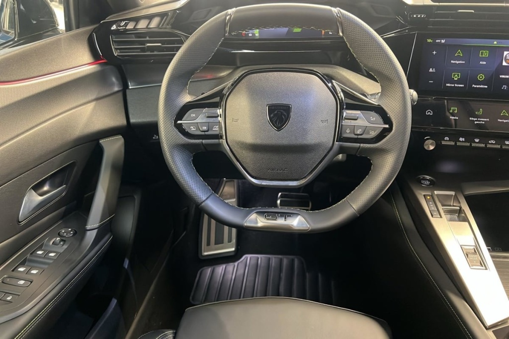 PEUGEOT 408 Hybrid 145 e-DCS6 GT - ref: 1-370035 - Photo 13