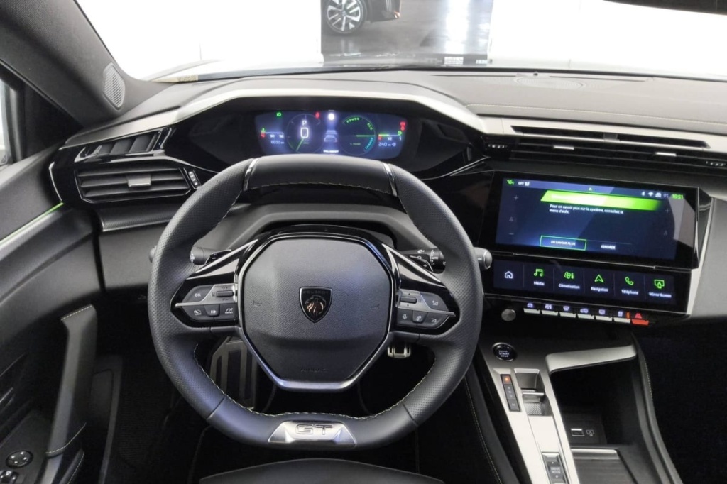 PEUGEOT 408 Hybrid 145 e-DCS6 GT - ref: 1-370038 - Photo 13