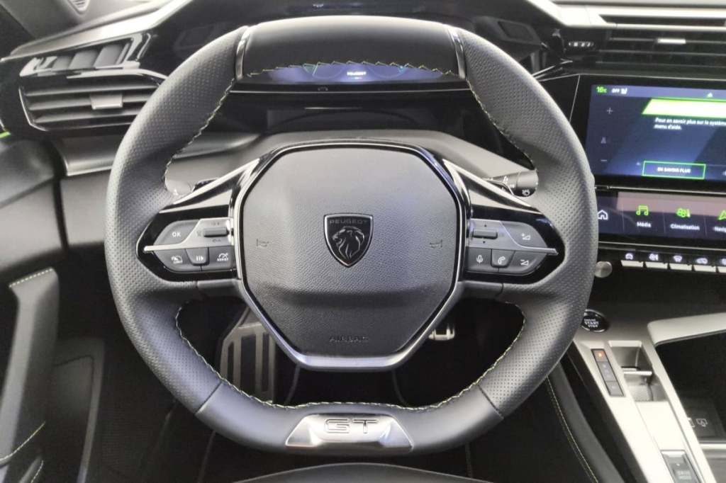 PEUGEOT 408 Hybrid 145 e-DCS6 GT - ref: 1-370038 - Photo 14