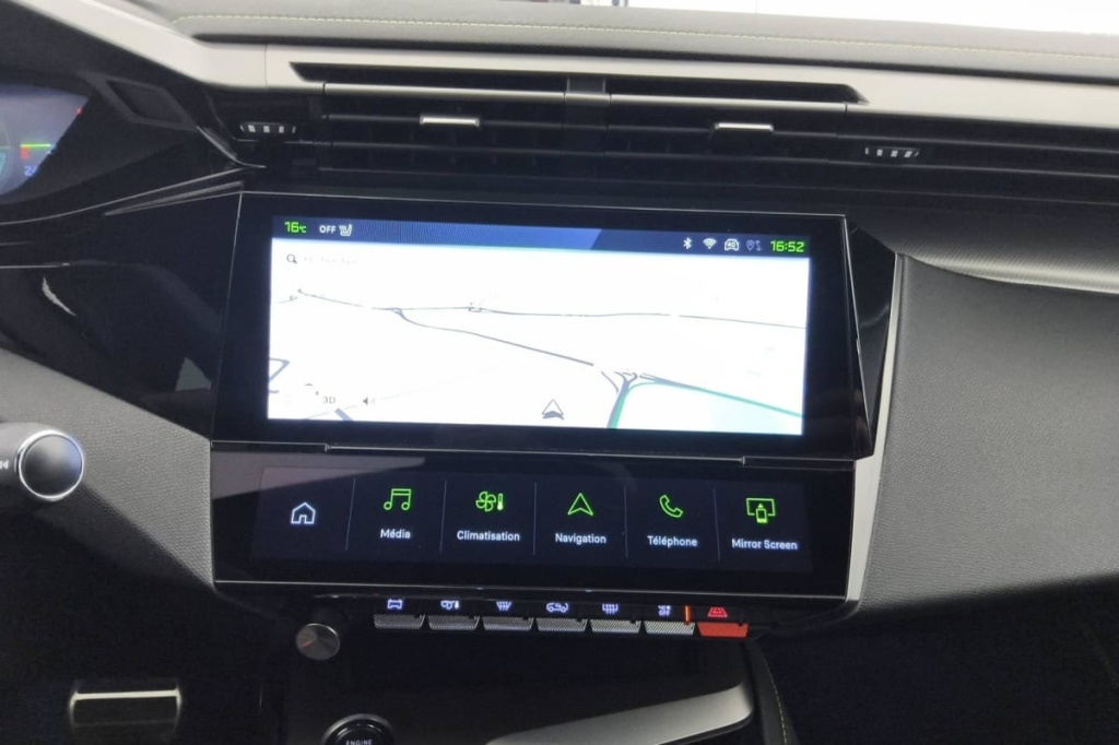 PEUGEOT 408 Hybrid 145 e-DCS6 GT - ref: 1-370038 - Photo 18