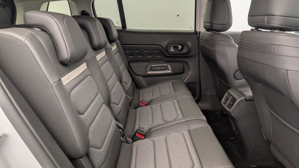 CITROEN C5 Aircross Hybride 136 e-DCS6 Max - ref: 1-370046 - Photo 10