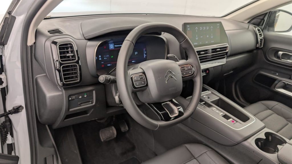 CITROEN C5 Aircross Hybride 136 e-DCS6 Max - ref: 1-370046 - Photo 15