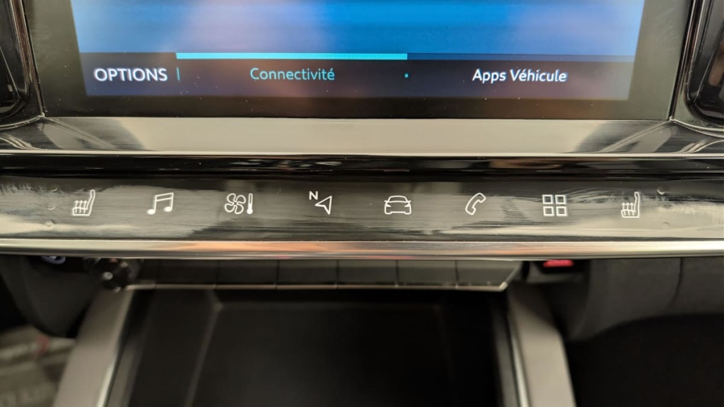 CITROEN C5 Aircross Hybride Rechargeable 225 S S e-EAT8 Shine Pack - ref: 1-370106 - Photo 19