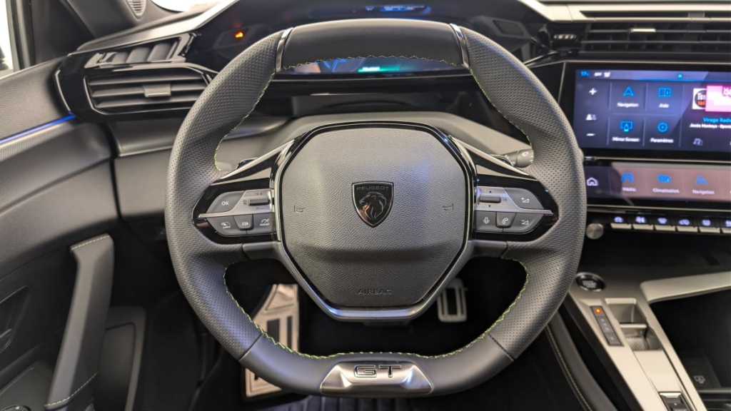 PEUGEOT 308 SW PHEV 225 e-EAT8 GT - ref: 1-370126 - Photo 14