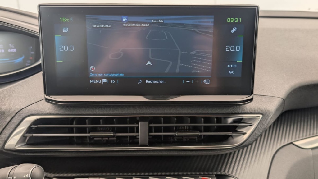 PEUGEOT 3008 Hybrid 180 e-EAT8 Allure Pack - ref: 1-370202 - Photo 20