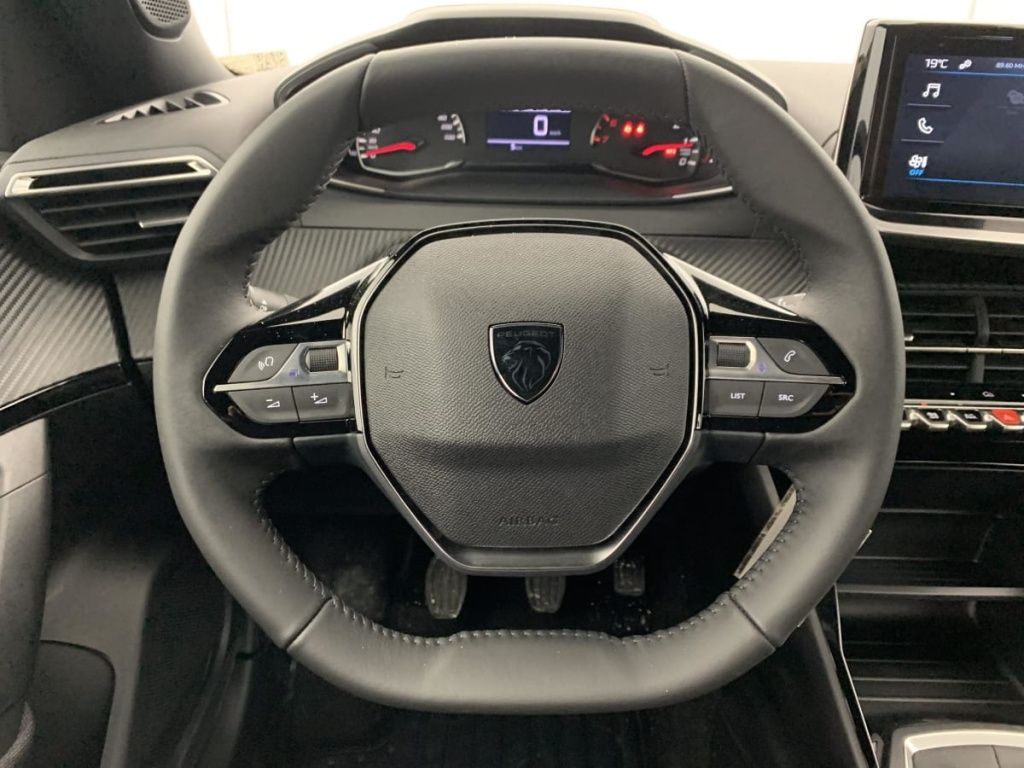 PEUGEOT 2008 100 S S BVM6 Style - ref: 1-370240 - Photo 15