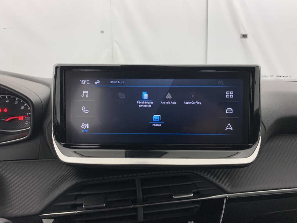 PEUGEOT 2008 100 S S BVM6 Style - ref: 1-370240 - Photo 16