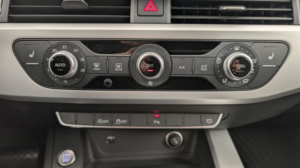 AUDI A4 Avant 35 TFSI 150 S tronic 7 Design - ref: 1-370303 - Photo 19