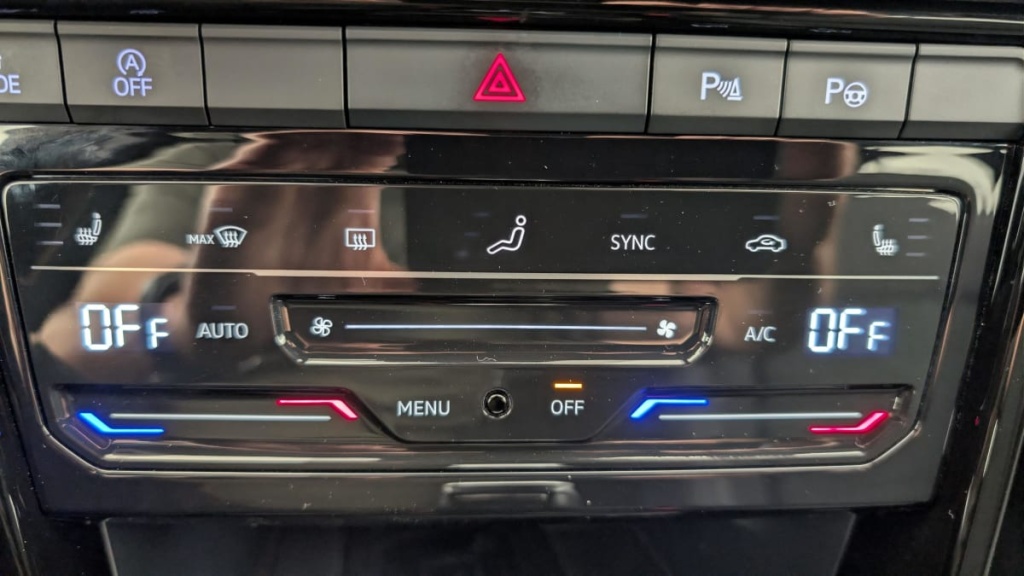 VOLKSWAGEN T-Roc 2.0 TDI 150 START STOP DSG7 R-LINE - ref: 1-370346 - Photo 20