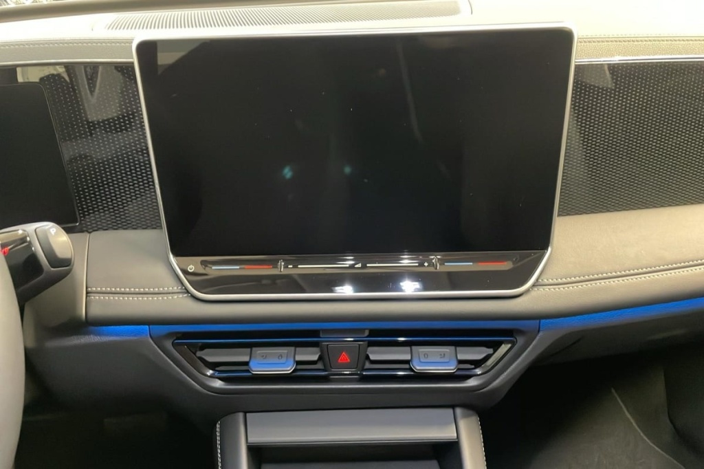 VOLKSWAGEN Tiguan 1.5 eTSI 131ch DSG7 Life Plus - ref: 1-370365 - Photo 17