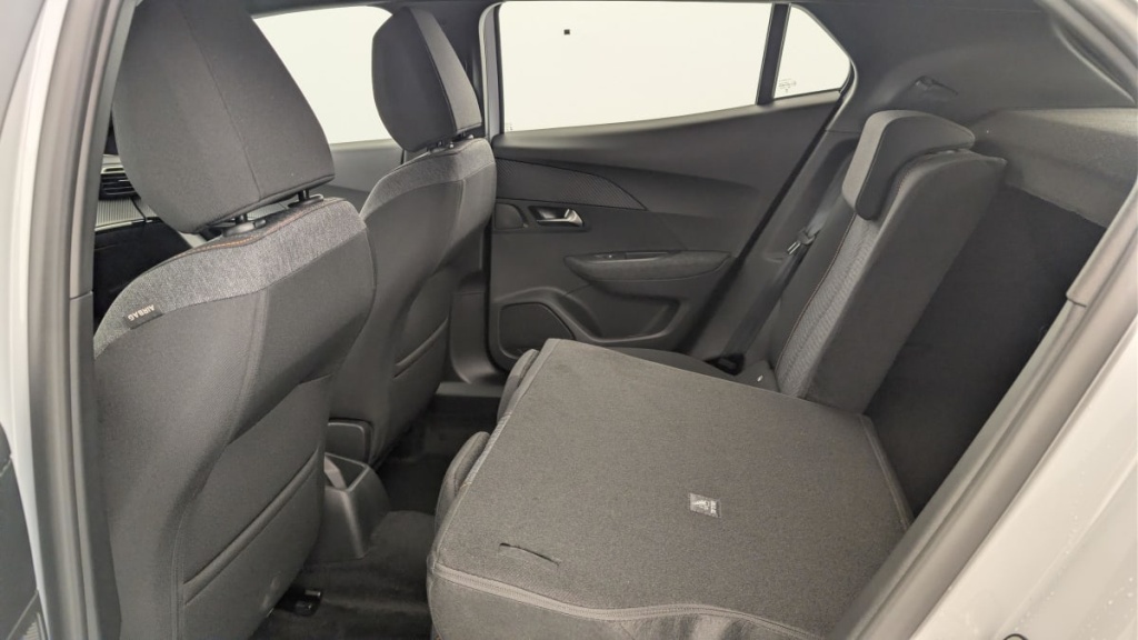 PEUGEOT 2008 Hybrid 145 e-DCS6 Style - ref: 1-370454 - Photo 12