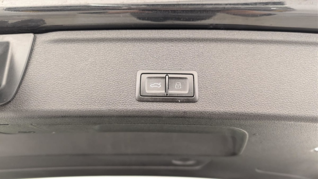 AUDI A4 Avant 35 TFSI 150 S tronic 7 Design - ref: 1-370495 - Photo 20