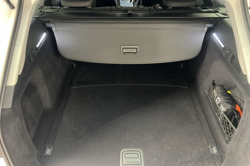 AUDI A4 Avant 35 TFSI 150 S tronic 7 Design - ref: 1-370592 - Photo 11