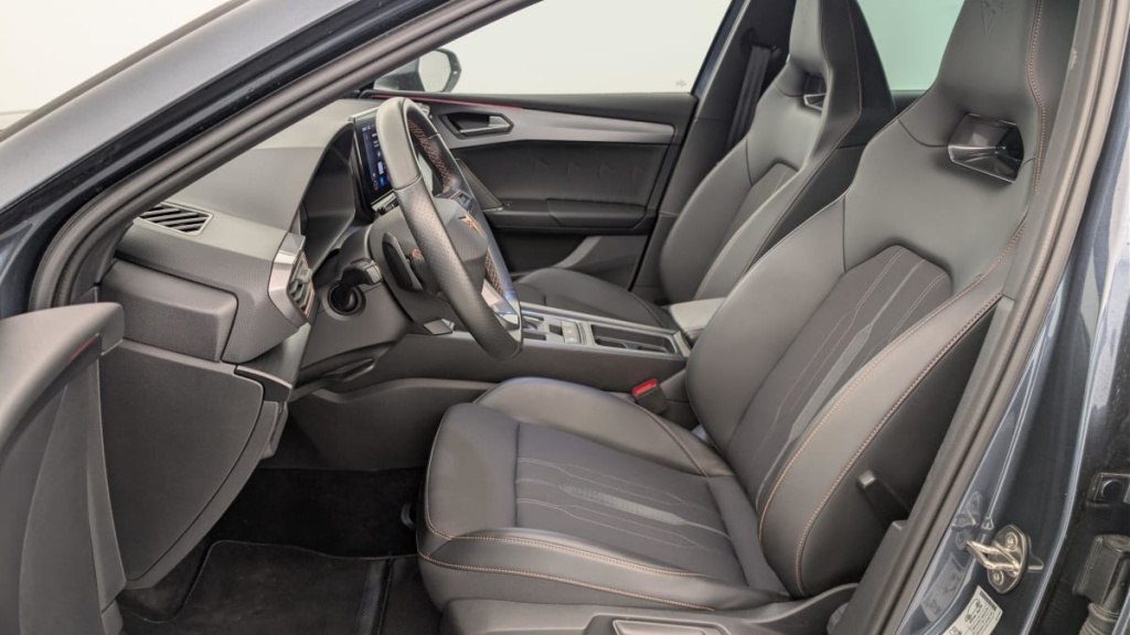 CUPRA Leon 1.4 E-HYBRID 204 CH DSG6 V - ref: 1-370669 - Photo 16