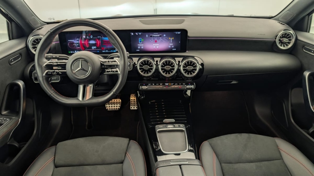 MERCEDES Classe A 180 7G-DCT AMG LINE - ref: 1-370700 - Photo 13