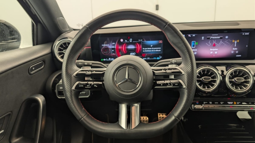 MERCEDES Classe A 180 7G-DCT AMG LINE - ref: 1-370700 - Photo 14