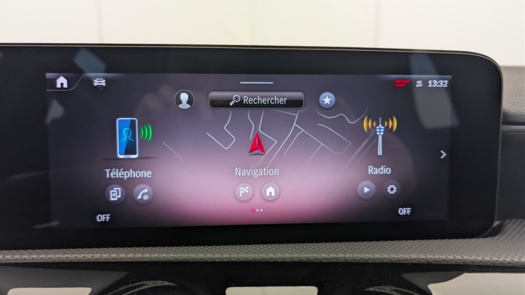 MERCEDES Classe A 180 7G-DCT AMG LINE - ref: 1-370700 - Photo 17