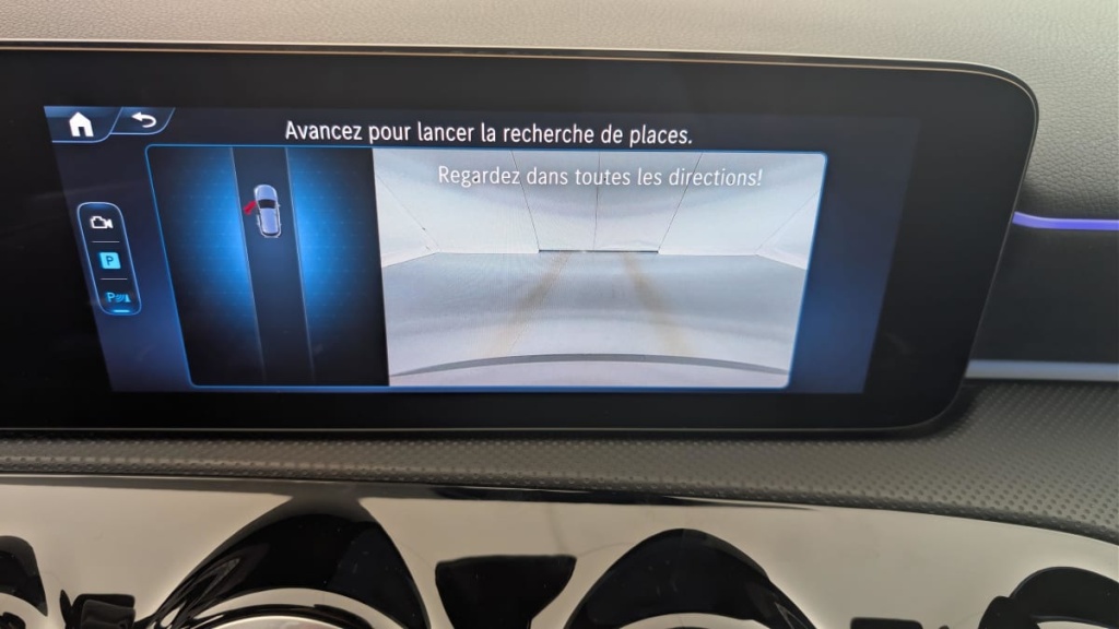 MERCEDES Classe A 180 7G-DCT AMG LINE - ref: 1-370702 - Photo 19