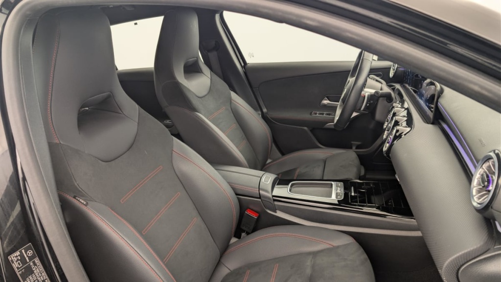 MERCEDES Classe A 180 7G-DCT AMG LINE - ref: 1-370703 - Photo 9