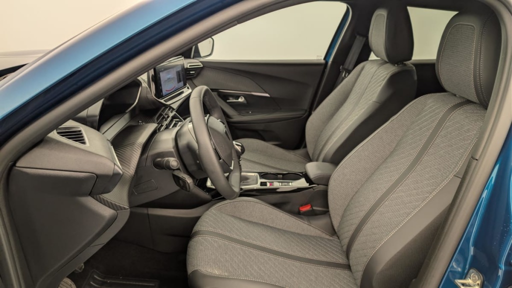 PEUGEOT 2008 100 S S BVM6 Allure - ref: 1-371246 - Photo 16